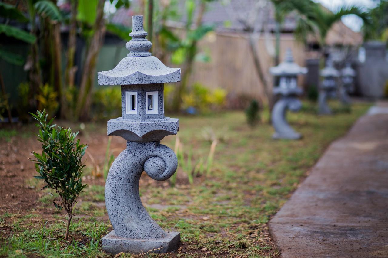 Samanta Huts Hotel Nusa Lembongan  Exterior photo
