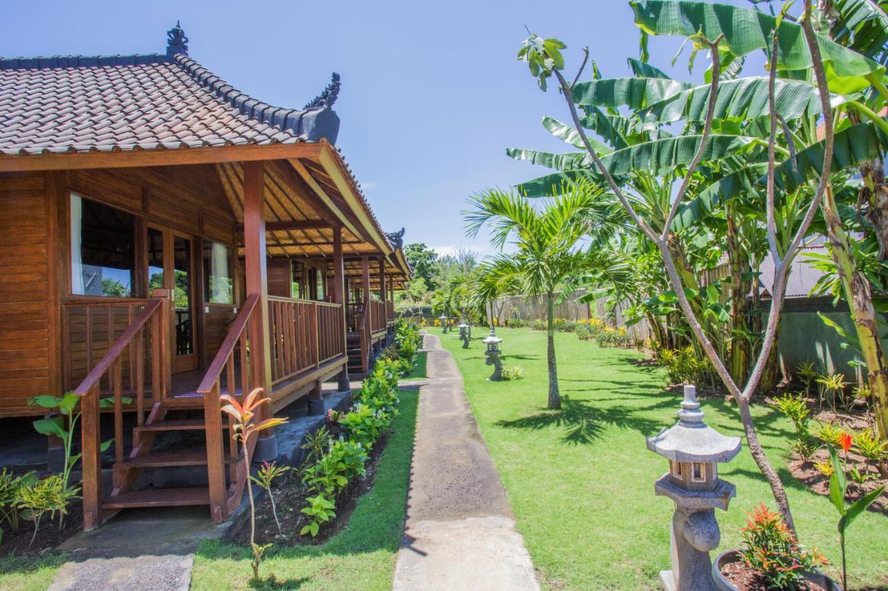 Samanta Huts Hotel Nusa Lembongan  Exterior photo
